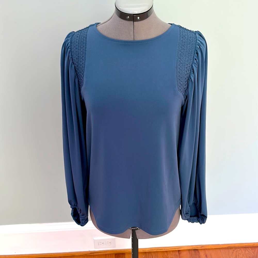 Ann Taylor long sleeve blouse size small